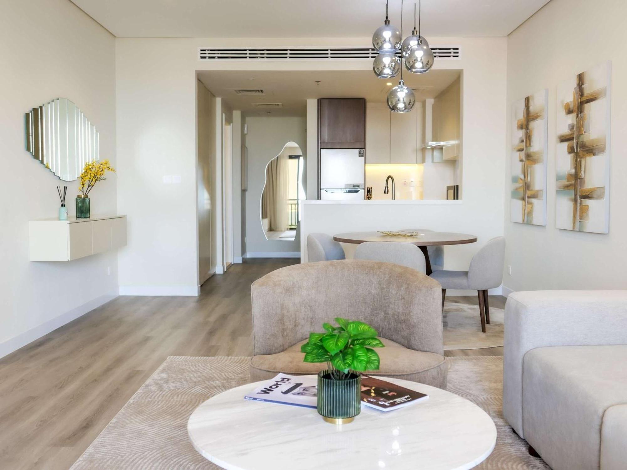Apartment Renovated 1br Haven In 5 Star Dubai